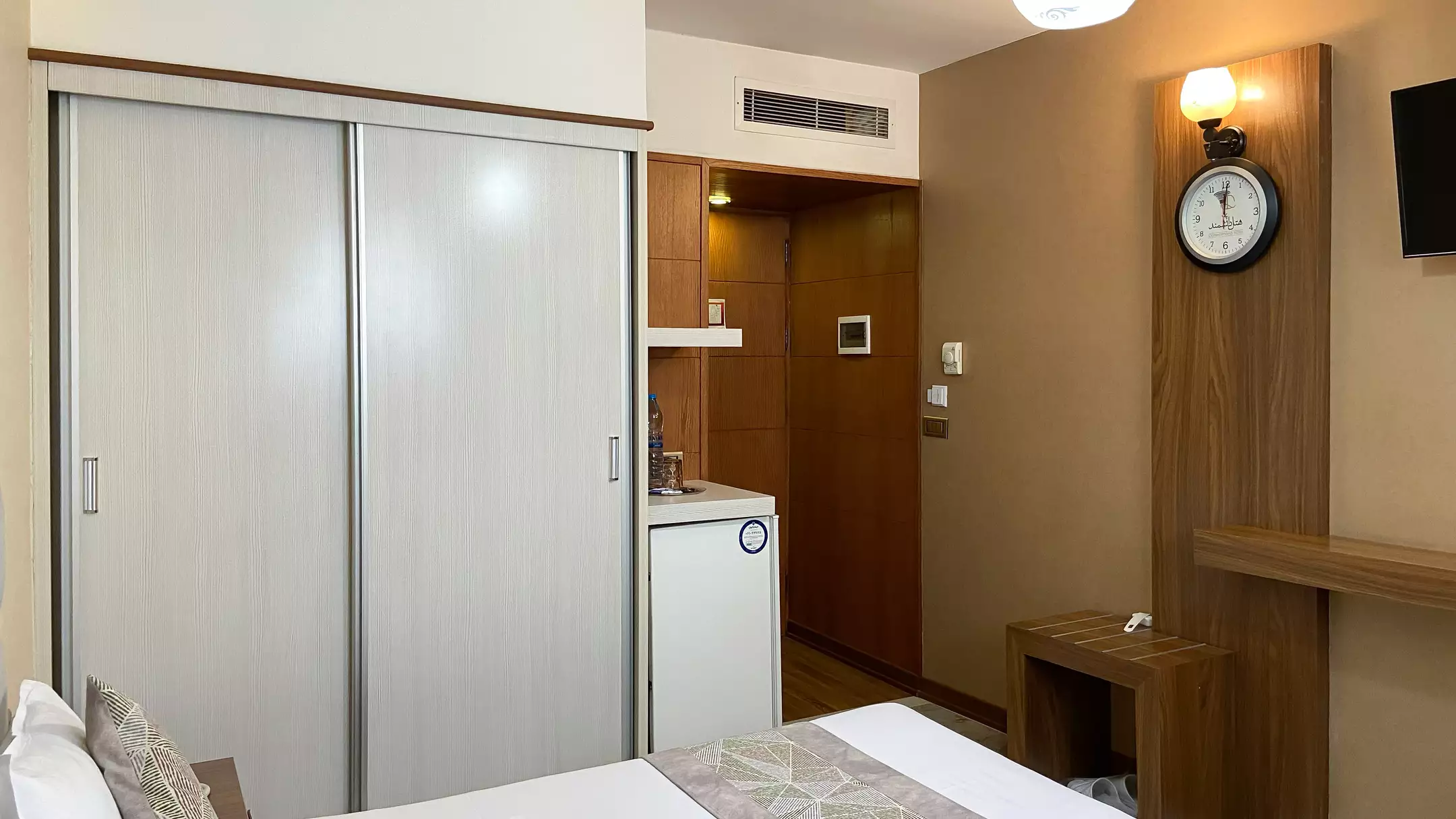 Alibaba https://cdn.alibaba.ir/ostorage/hotel-accommodation-images/6703222b2cf976539175f710_dc95d974-5919-4e76-ba5a-d3d245084ffc_تویین (3).webp